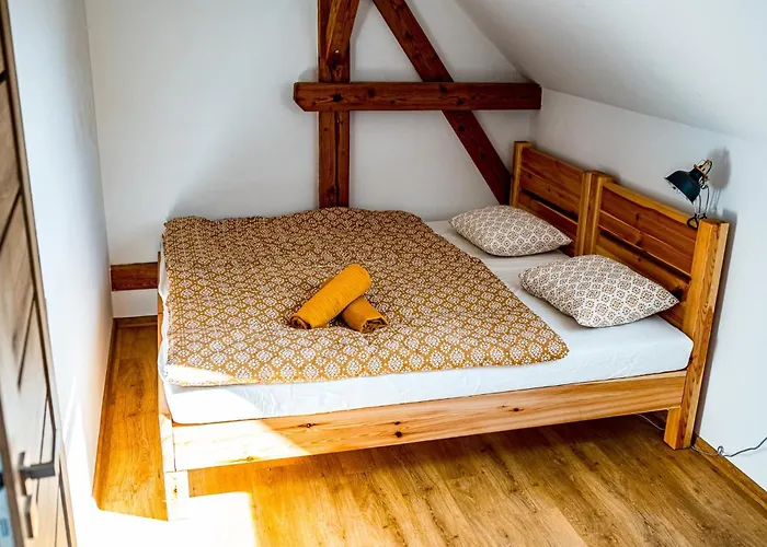 Na Konci Ulice * Jindřichŭv Hradec
